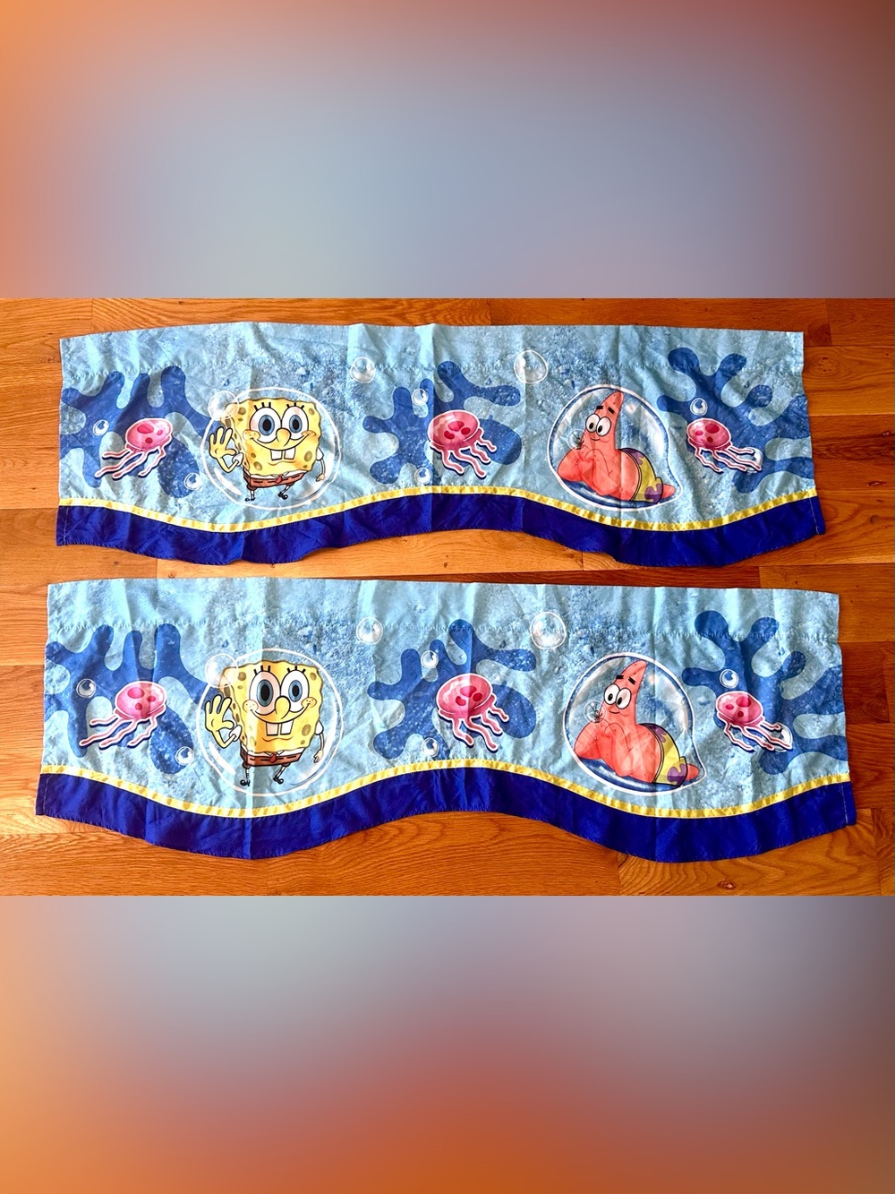 SpongeBob Square Pants & Patrick Valance Curtains set of (2) Bubble JellyFish.